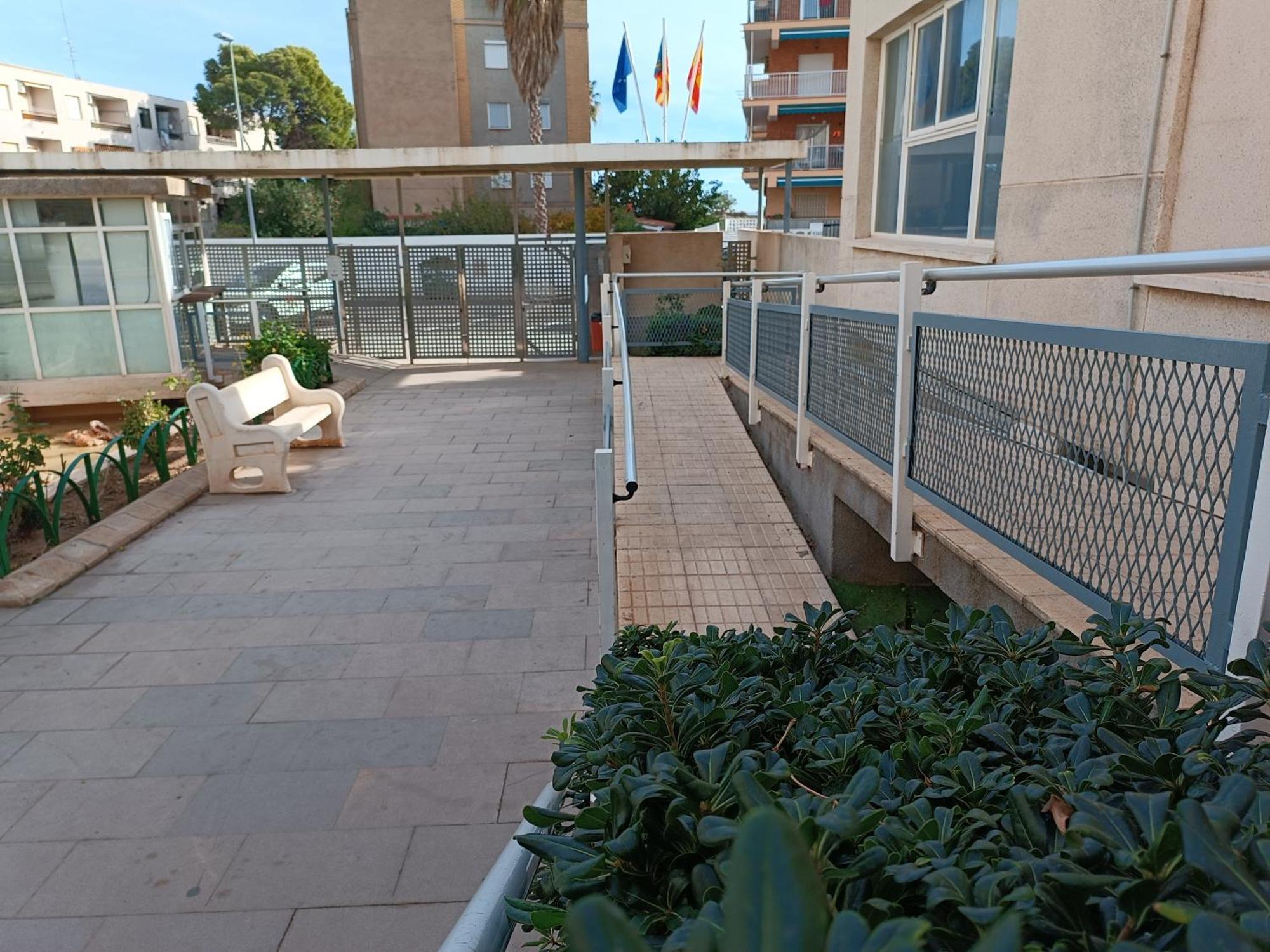 Playa Cannet 20 Km Valencia Piscina Tennis Canet d'En Berenguer Exterior photo